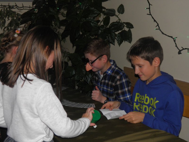 Zabawa andrzejkowo - integracyjna SP